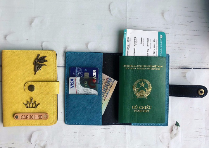Sở hữu ngay những mẫu ví đựng passport khắc tên handmade siêu cute